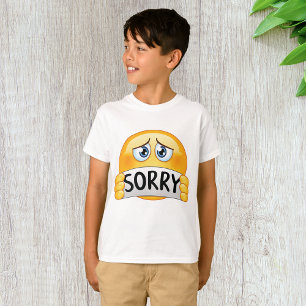 Camiseta Cara de Emoji Triste e Desculpe Segurando Placa de