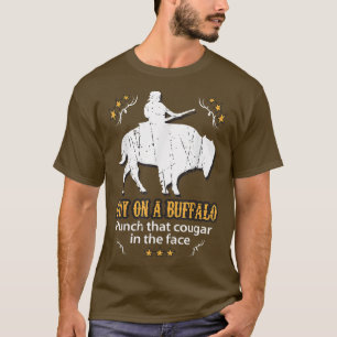 Camiseta Cara em um Buffalo ~ Punch que Cougar na Cara 