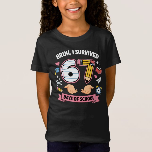 Camiseta Cara, eu sobrevivi 67 dias de aula (Frente)