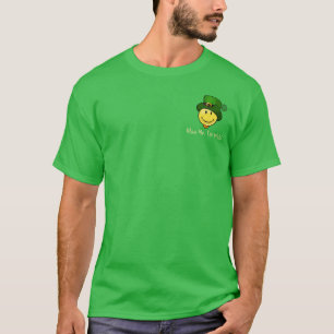 Camiseta Cara feliz clássica com um chapéu do Leprechaun