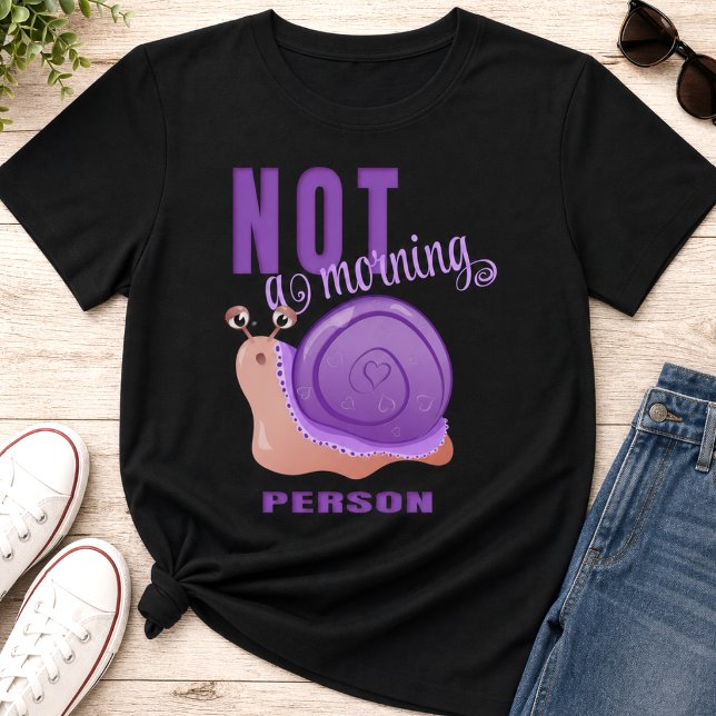 Camiseta Caracol Sonolento Divertido Com Concha Coração Rox (Snail mornings made stylish. A cute original design for slow risers.)