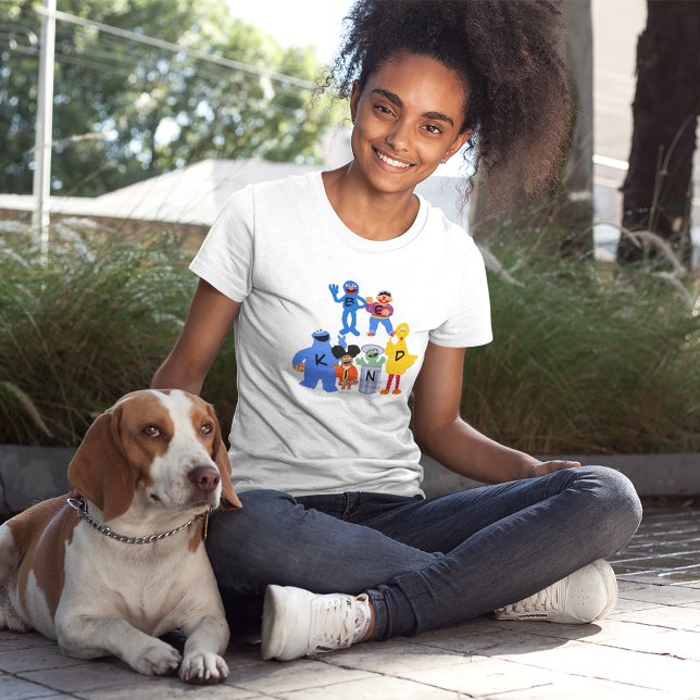 Camiseta Caracteres de Rua Sésamo | Ser gentil - Linguagem  (Person wearing t-shirt)