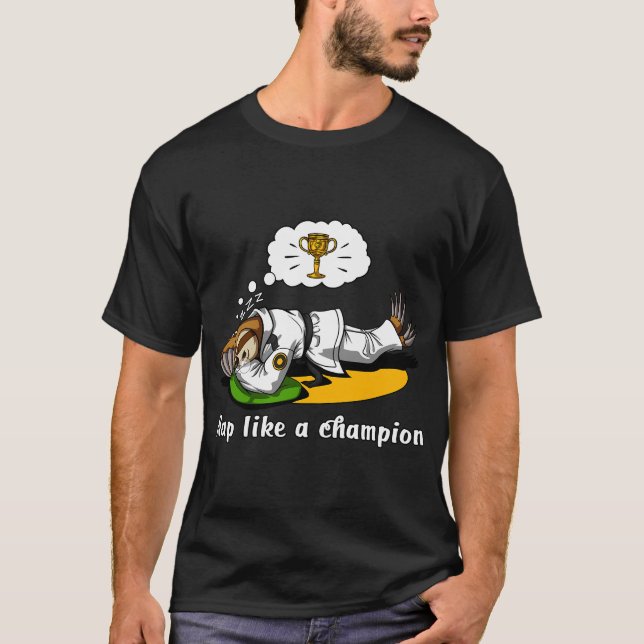 Camiseta Caratê da Preguiça (Frente)