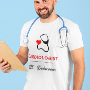 Camiseta Cardiologista - estetoscópio em forma de coração