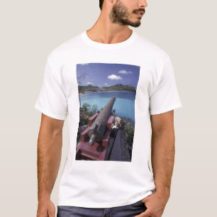 Camiseta CARIBE, St. Barts, canhão apontado para a Baía de