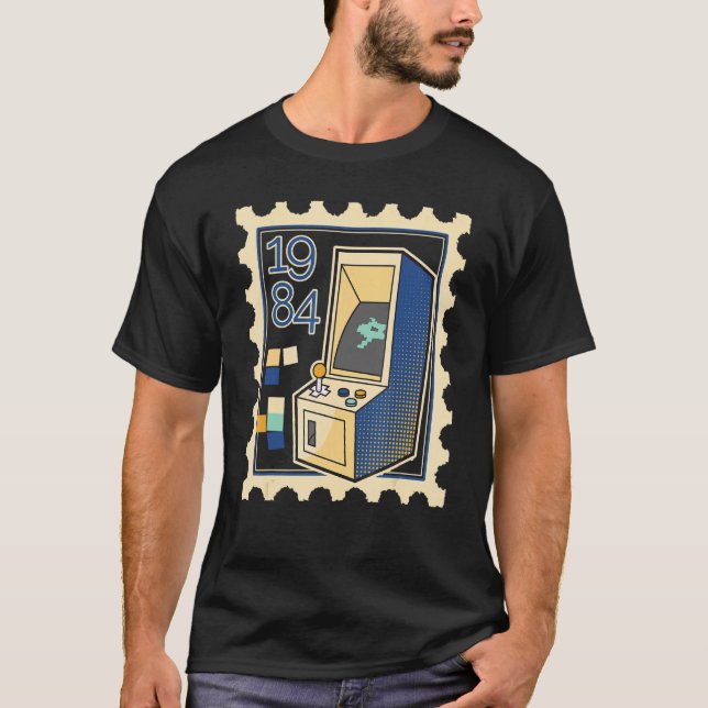 Camiseta Carimbo De Carimbo Com Computador De Jogo 1984 (Frente)