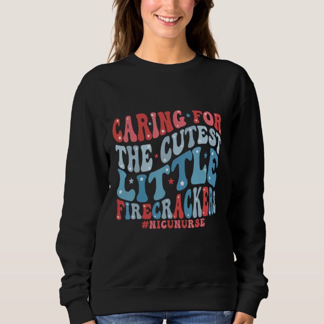 Camiseta Caring For The Cutest Little Firecrackers Nicu Nur (Frente)