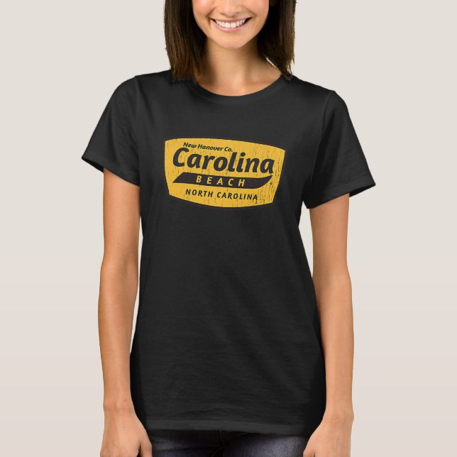 Camiseta Carolina Beach, NC Summer Vacationing Gas Station  (Frente)