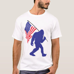 Camiseta Carregando Bigfoot e bandeira americana