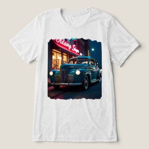 Camiseta Carro Clássico dos Anos 1940 Sob Luzes de Neon