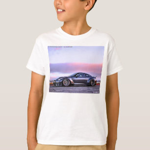 Camiseta carro esportivo na estrada no horizonte meninos ca