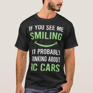 Camiseta Carros de Carro RC sorrindo