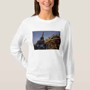 Camiseta Carrossel pela Torre Eiffel à noite,