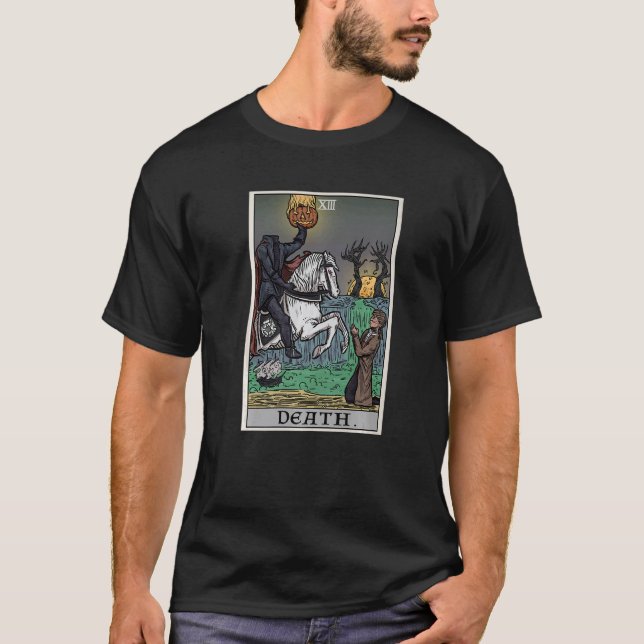 Camiseta Carta de Tarot da Morte Cavaleiro Sem Cabeça Gótic (Frente)