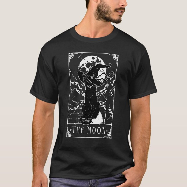 Camiseta Carta de Tarot Lua Crescente e Gato Preto Chapéu d (Frente)