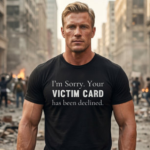 Camiseta Cartão de Vítima Politicamente Incorreto Conservad