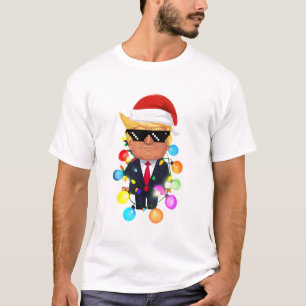 Camiseta Cartoon Donald Trump Em Santa Hat Com Li Colorido