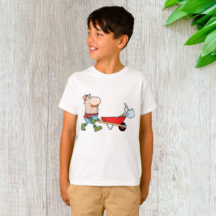 Camiseta Cartoon Farmer com Wheelbarrow e Ferramentas