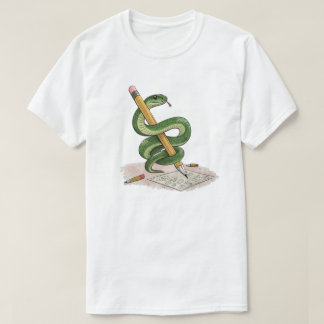 Camiseta Cartoon Snake Wrapped Around Pencil – Hand-Drawn