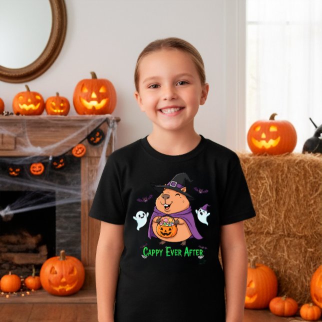 Camiseta Cartum "Cappy Ever After", Cute Halloween Capybara (Criador carregado)