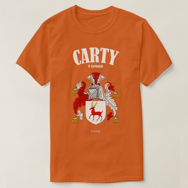 Camiseta Carty Family Casaco de Tradução de Armas e Signifi (Frente do Design)