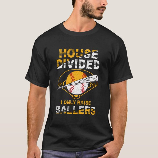 Camiseta Casa Dividida Eu Só Levantar Ballers Softball Base (Frente)