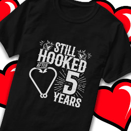Camiseta Casado 5 anos pescando 5 engraçado