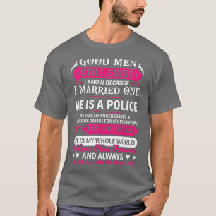 Camiseta Casado Um, Ele É Polícia, Policial Profunda, Camis