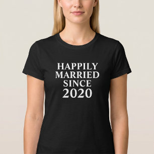 Camiseta Casados Felizmente Desde Casais Personalizados
