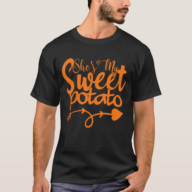 Camiseta Casais de Ação de Graças Ela é minha doce Potat (Frente)
