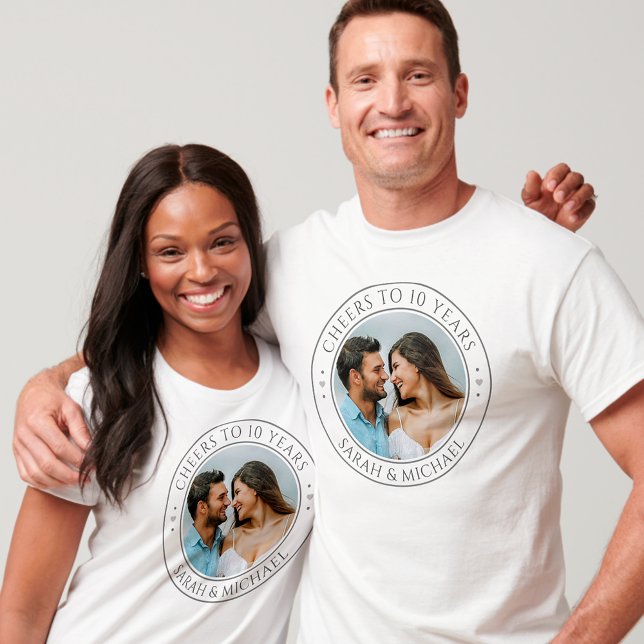 Camiseta Casais de Aniversário de Casamento de Casamento de (Cheers to 10 Years Wedding Anniversary Matching T-Shirts)