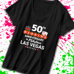 Camiseta casais do 50º aniversário de casamento Viagem de L<br><div class="desc">Um presente único de 50 anos para marido e esposa ou casal casado levando um final de semana romântico para Las Vegas para celebrar 50 anos de casamento! Novidade lembrando sua viagem de Vegas como uma segunda viagem de lua de mel ou festa de casamento que você nunca teve. Apresenta...</div>