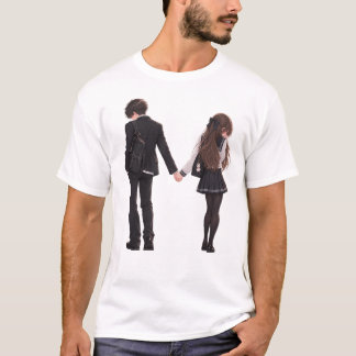 Camiseta Casal de Anime Cute no Ensino Médio de Mãos Dadas