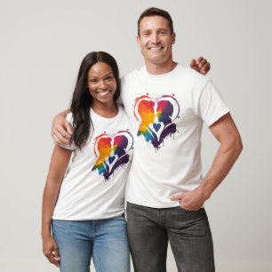 Camiseta Casal Gay Coração Arco-Íris