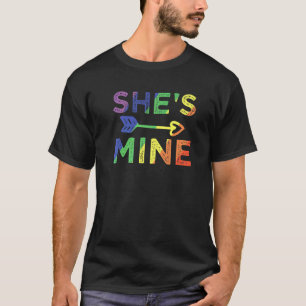 Camiseta Casal lésbica Ela é minha homenagem ao Orgulho Lgb