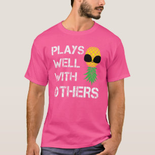 Camiseta Casal Libertino Abacaxi Invertido Brinca Bem Wi