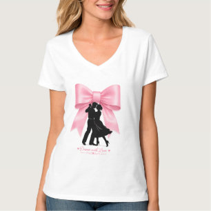 Camiseta Casal Romântico Dança com Amor Laço Rosa