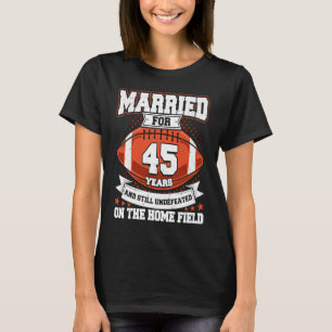Camiseta Casamento de futebol 45 anos casado invencível em