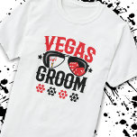 Camiseta Casamento de Vegas - Groom - Esquadrão de Despedid<br><div class="desc">Planejar uma despedida de solteiro em Vegas ou casar-se em Vegas? Este design de Vegas Groom é perfeito para uma recepção de casamento ou lua de mel em Vegas! Vire as cabeças na pista de Las Vegas, jogue no cassino, ou bebendo de dia num clube de Vegas! Possui óculos de...</div>