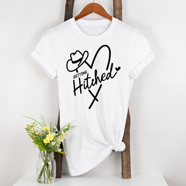 Camiseta Casando Divertido Coração Noivado (Criador carregado)