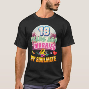 Camiseta Casei-Me Com O Meu Colar Há 18 Anos, E Casei-Me Co