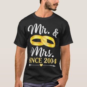 Camiseta Casou-Se Com O Sr. e Sra. Desde 2004, Feliz Hus