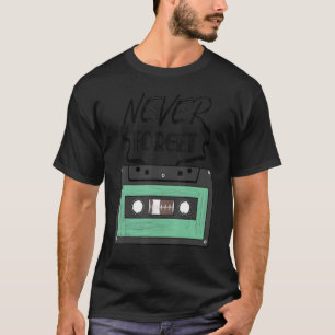 Camiseta Cassette Tape Music 80s 90s Vintage Retro Gear