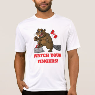 Camiseta Castor fazendo curling com bandeira - cuidado com