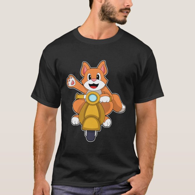 Camiseta Cat como Biker com Patinete.PNG (Frente)