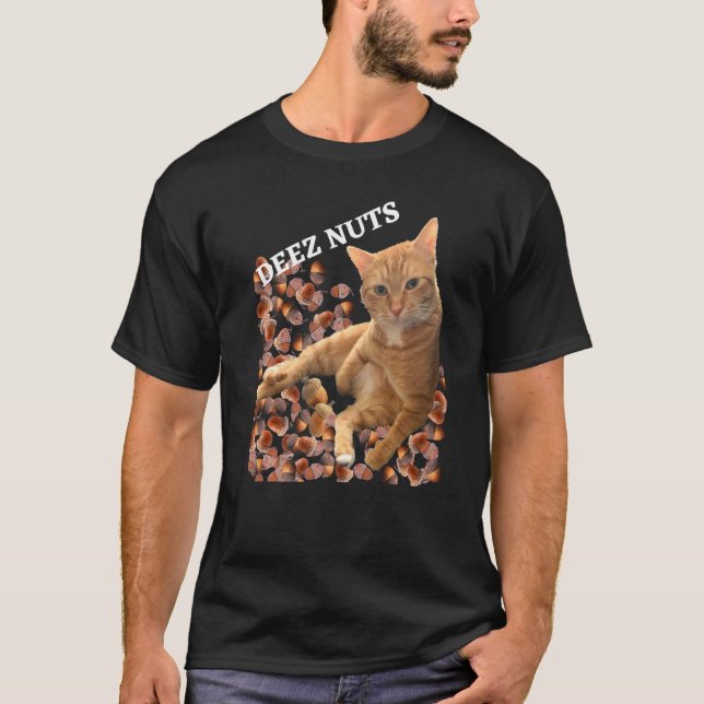 Camiseta Cat Deez Loucos Piada Com Bolotas (Frente)