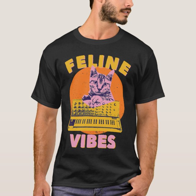 Camiseta Cat  Feline Vibes  Cat Feeling Synth Synthesizer 9 (Frente)