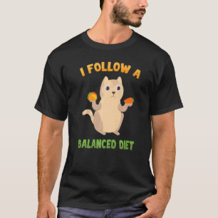 Camiseta Cat I Siga Uma Dieta Equilibrada Tacos Carrots Sau