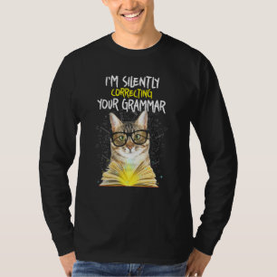 Camiseta Cat Im Corrigindo Silentemente Sua Gramática