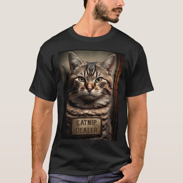 Camiseta Cat Mugshot  Catnip Dealer  Cat Dad and Cat Mom (Frente)